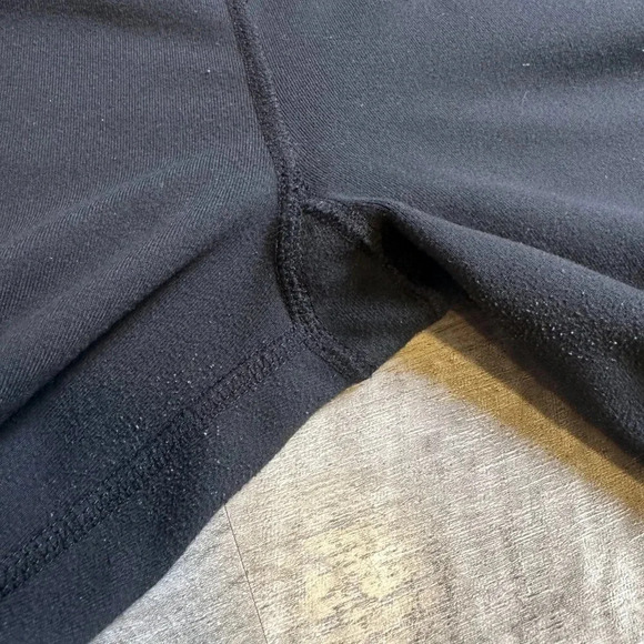 Lululemon Clam Digger Leggings with Cross Waist Size 4 - Picture 3 of 5